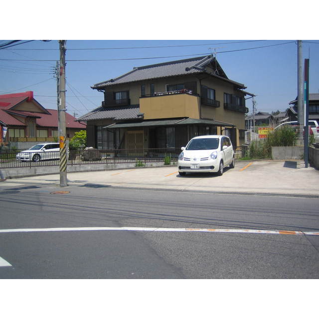 欠町広見西通パール化成様貸駐車場