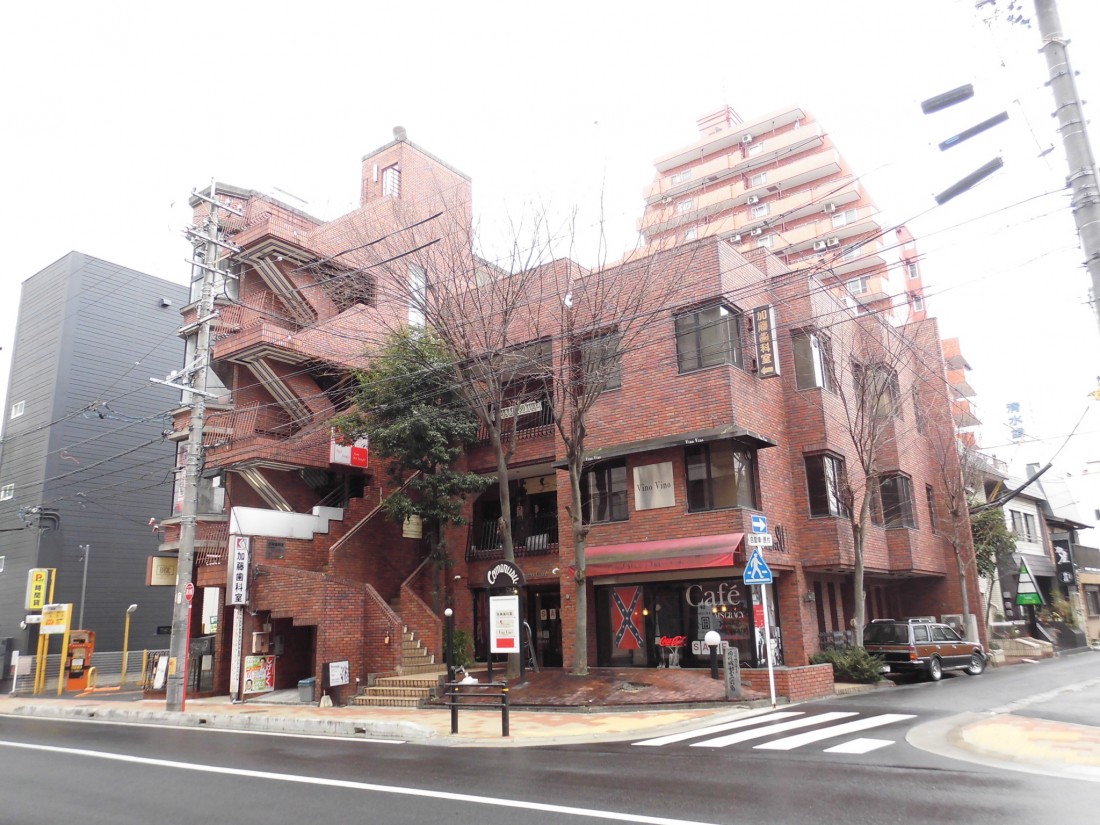 岡崎シビコ北・近隣にコインパーキングあり♪飲食店可♪ゆとりの４１坪！！