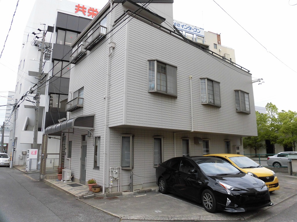 東岡崎駅から徒歩10分・１階部分です☆１号線すぐ近く！駐車場2台あり！
