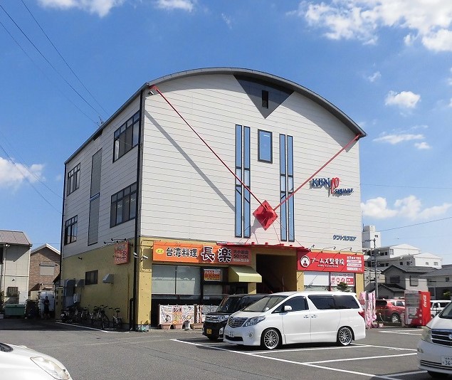 大型SCや飲食店などが立ち並ぶ便利な立地！駐車場２台込・他共用Pもあります！