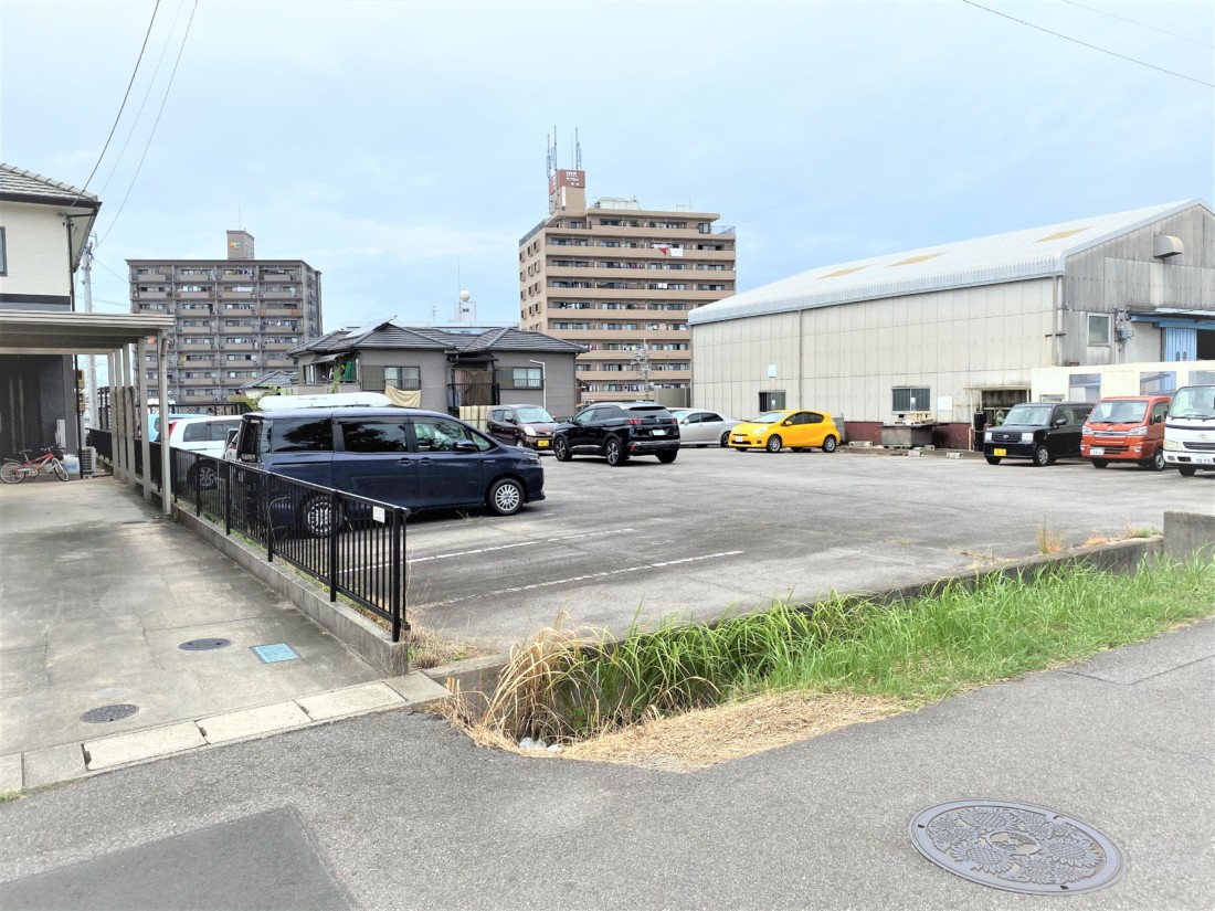 豊田市広久手町4丁目貸駐車場