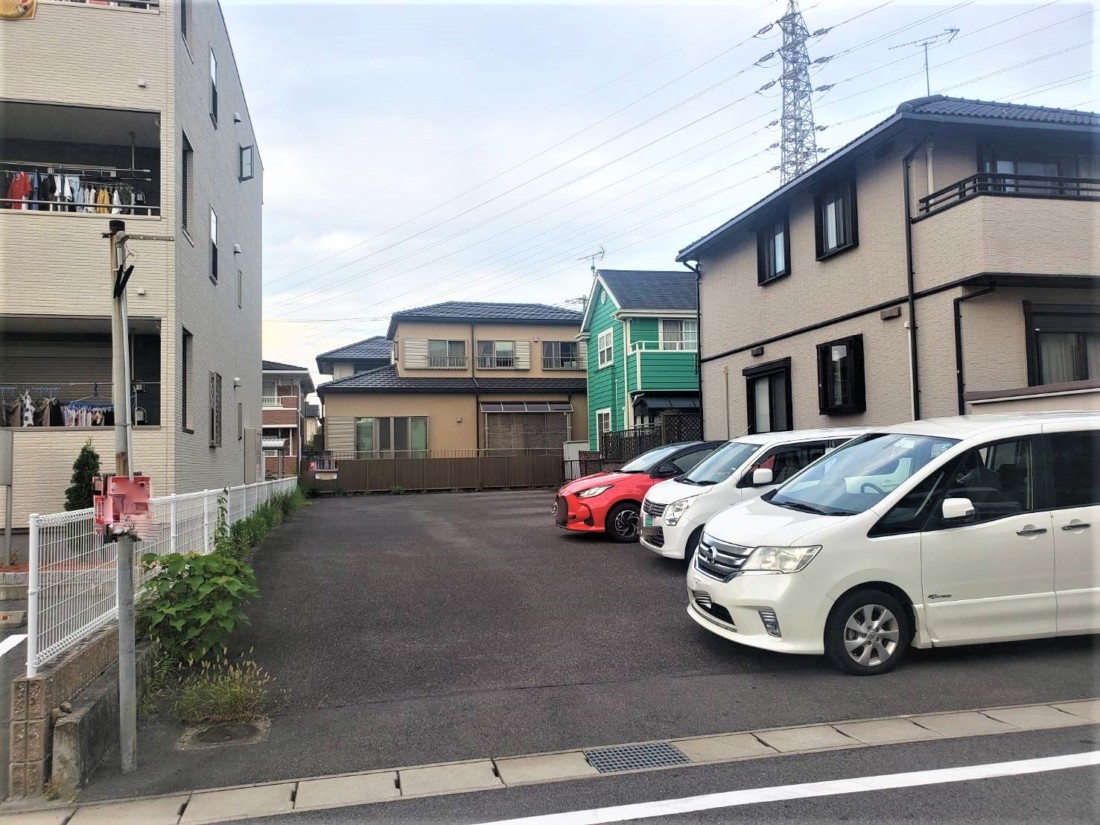 六名東町大橋様貸駐車場