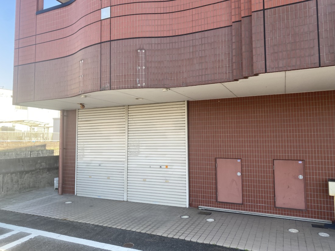上地5丁目・ロードサイド１階店舗！前業種は美容院です(^^♪