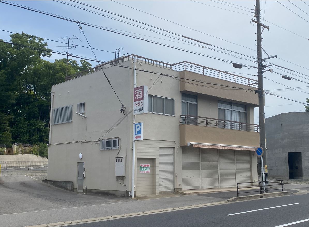 56号線沿いのロードサイド物件！！即入居可！オフィス・店舗にオススメ！