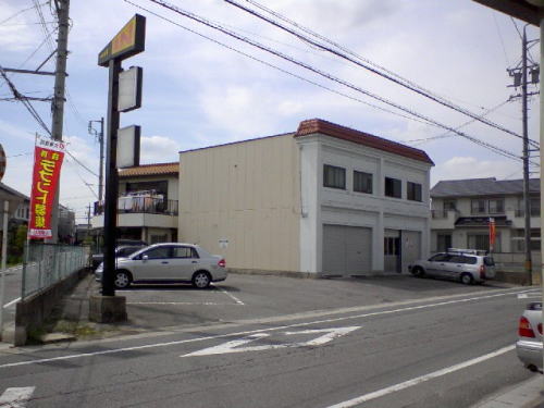 西岡崎駅からも徒歩圏内☆岡崎市西部で物件お探しの方！！住居付店舗出ました(*´▽｀*)