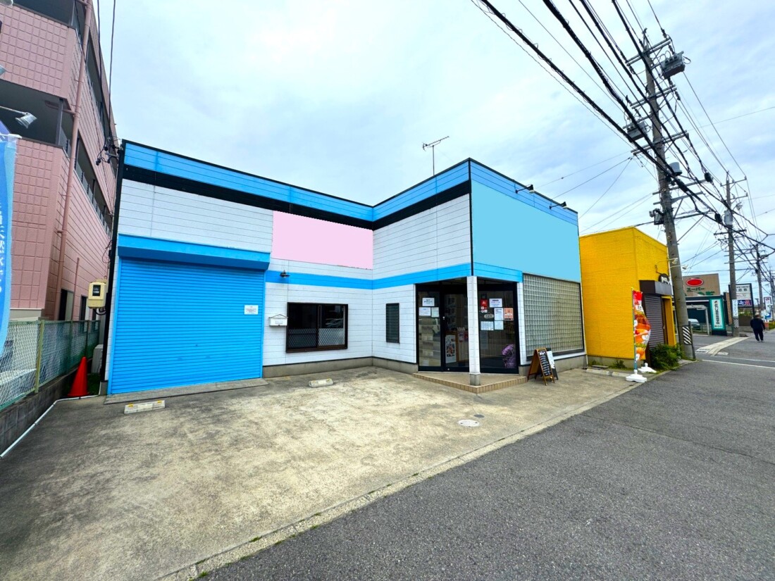 平屋建て前面駐車場付きの物件が出ました！