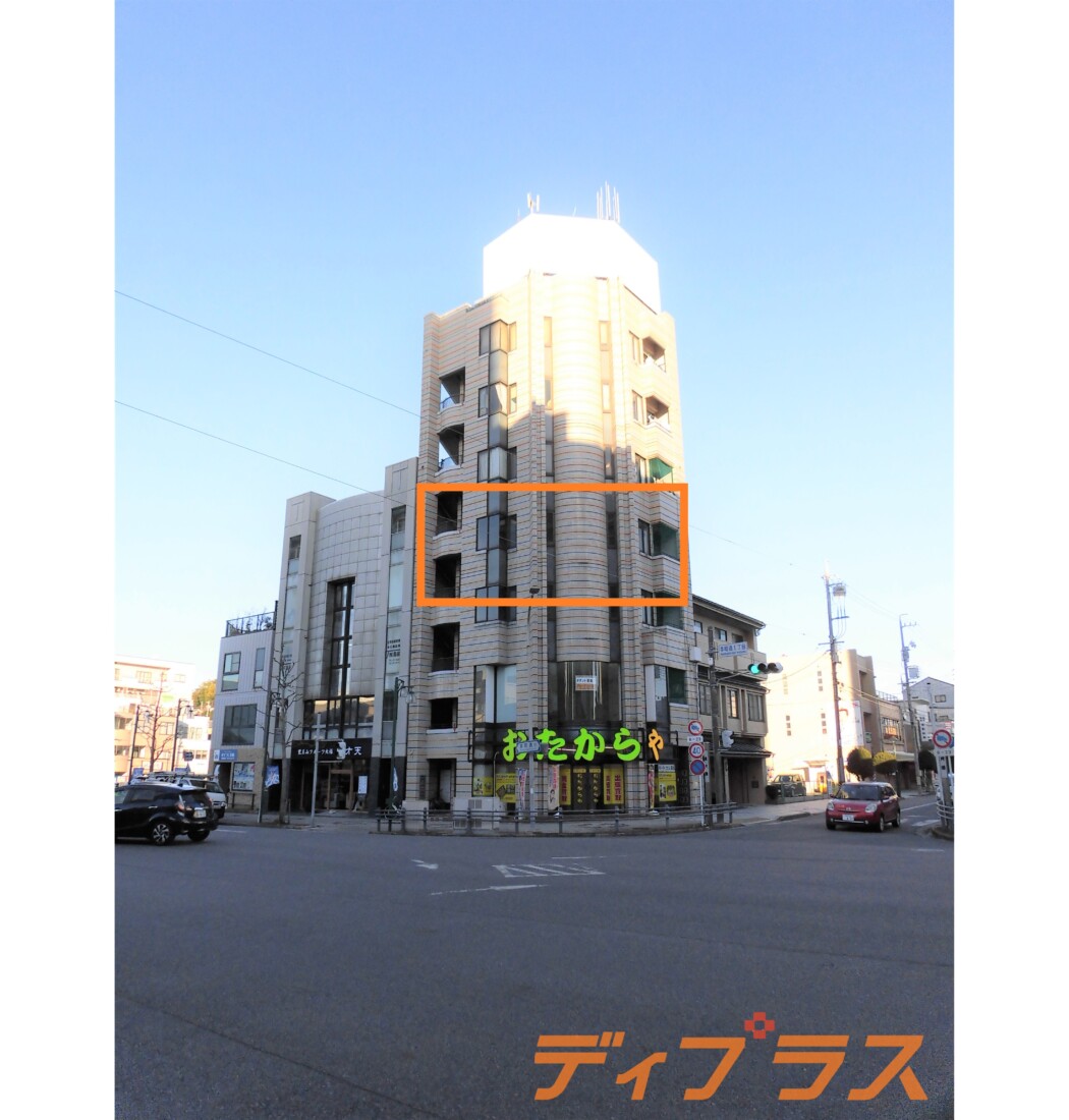 交通量・人通りの多い角地物件です！近隣にコインパーキングあり！