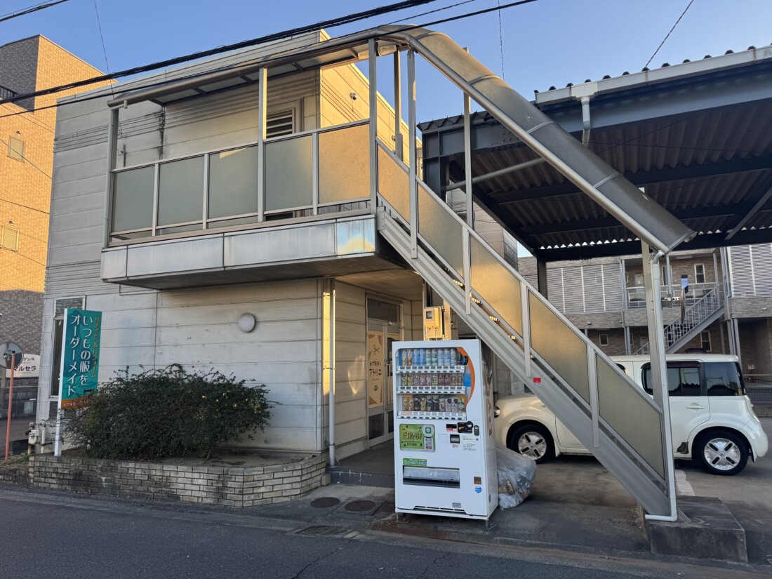 賃料見直しました！！室内クリーニング済み！屋根付き駐車場ありです！