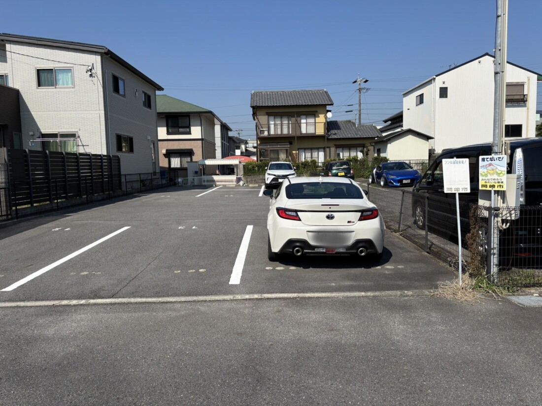 稲熊町８丁目貸駐車場