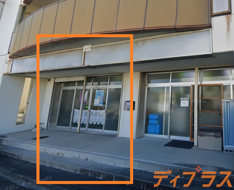 JR岡崎駅徒歩７分！羽根ガード真上！１階の店舗物件出ました！駐車場も２台契約可！！