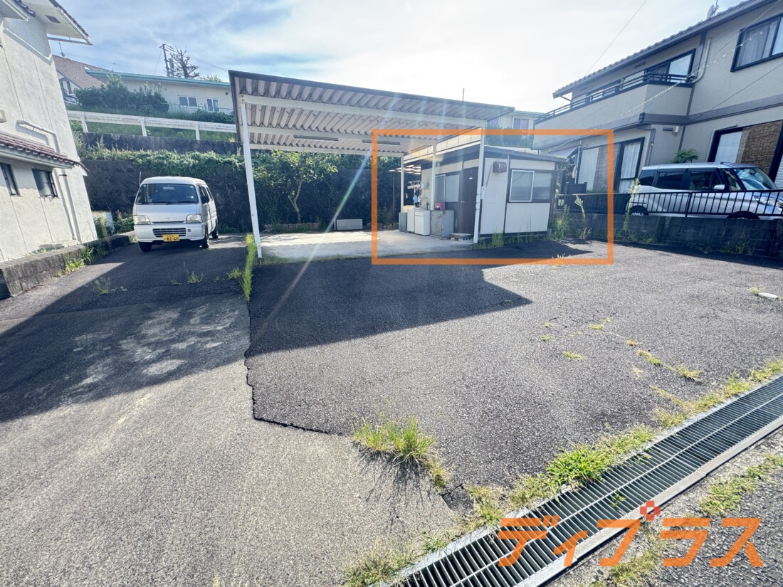 駐車場8台以上！大西町のスモールオフィスです！