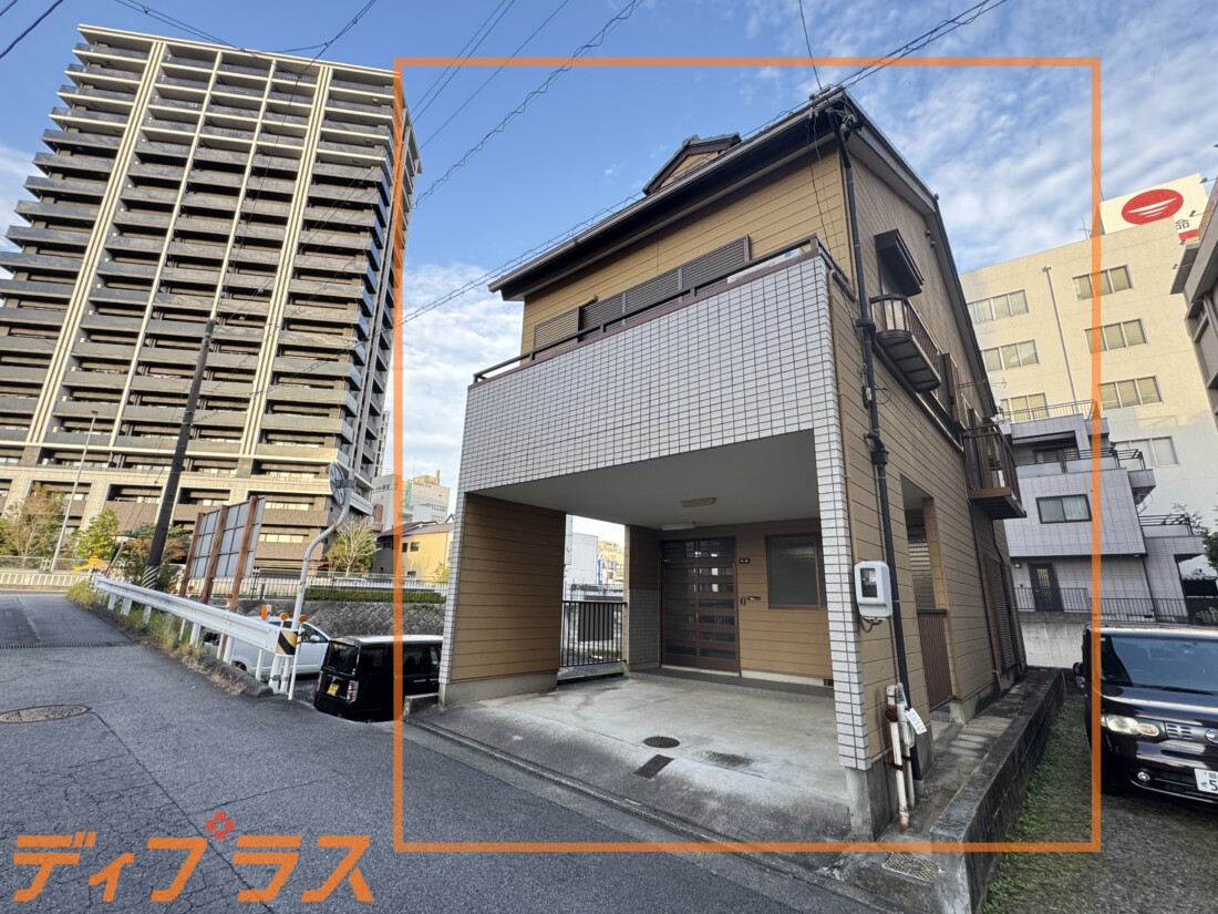 岡崎城近く・1号線からすぐの立地です！事務所・店舗利用できます！駐車場2台付き◎