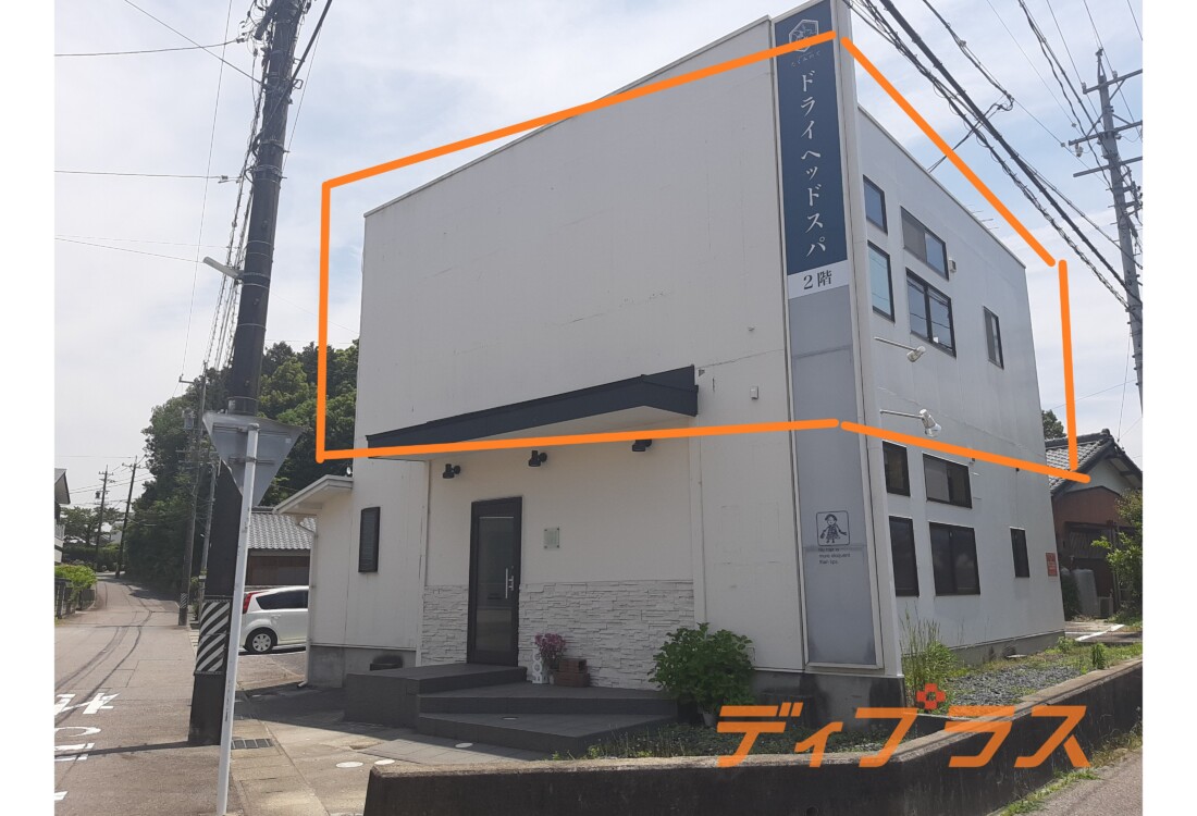 環状線沿いで立地良好です！２階物件！敷地内駐車場４台分込み！１階は美容院です☆