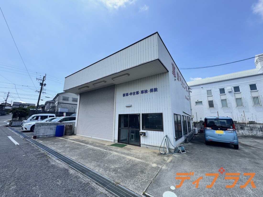 敷地面積85坪！貴重な倉庫付きの事務所です！！岡崎IC近くで敷地内複数台駐車場あり！！